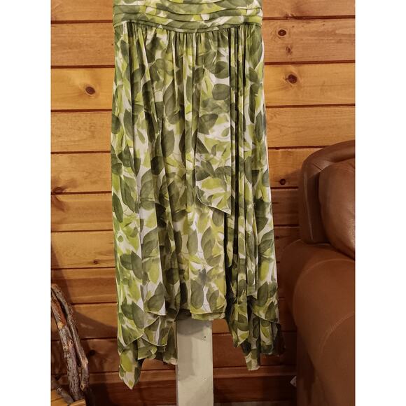 Vince Camuto Leaf Patterned size 12 Halter Dress - Picture 3 of 7